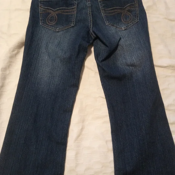 Bongo Bootcut Low-rise Jeans - Picture 2 of 3